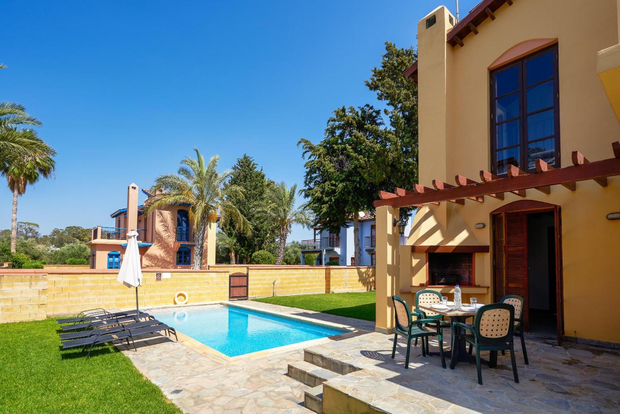 The Olympians Villas Polis Kültér fotó